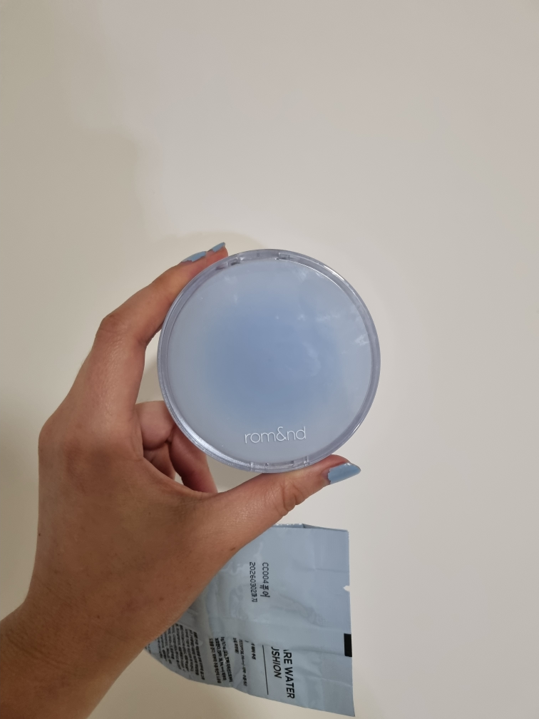 rom&nd bare water cushion foundation 02 pure21 image indicator(2)