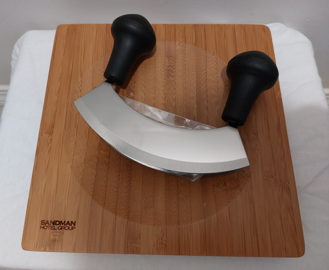 2pcs Set Stainless Steel Mezzaluna Knife and Wood Cutting Board thumbnail