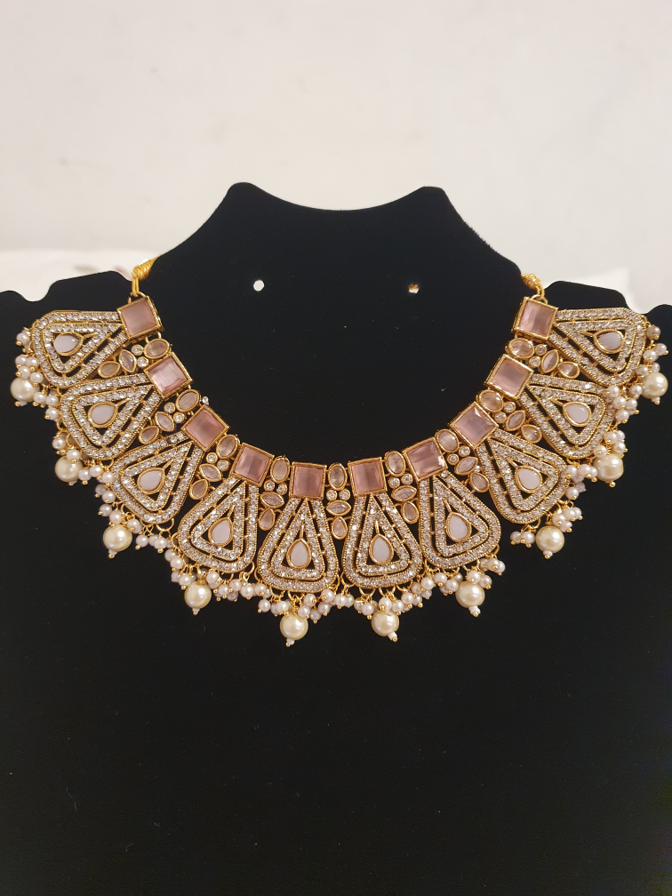 Bridal Jwellary Set image indicator(5)