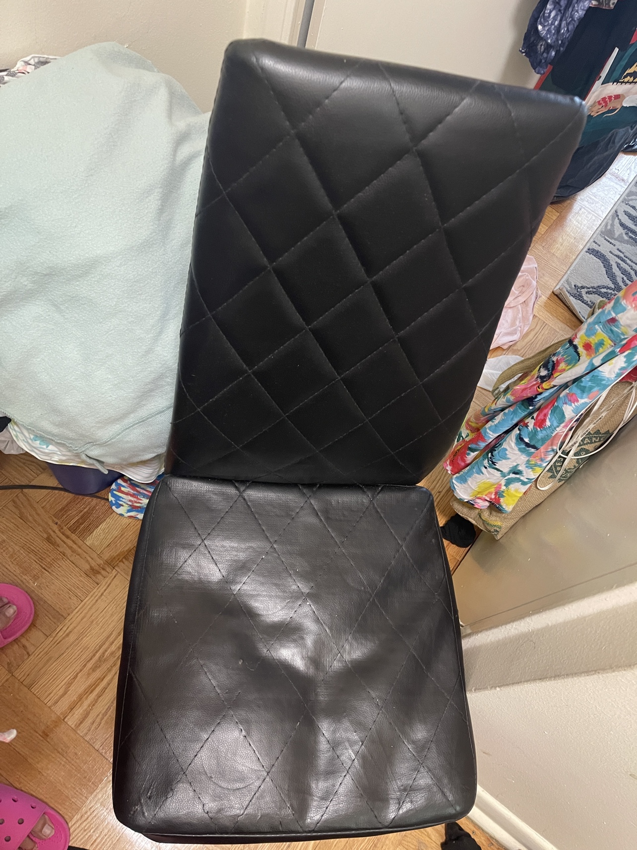 Dining chair 🥕👀 thumbnail