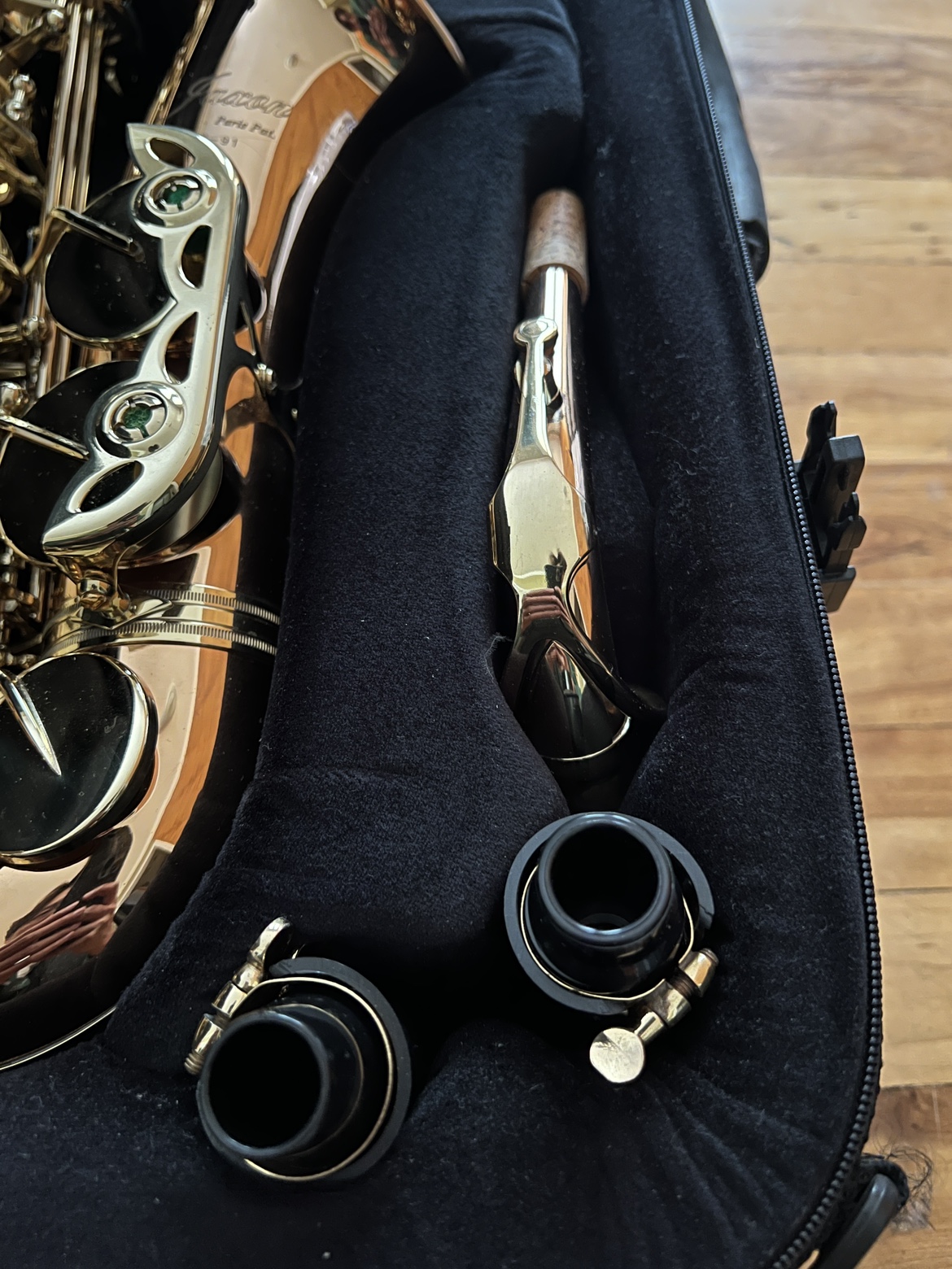 Jaxon Alto Saxophone - photo 5