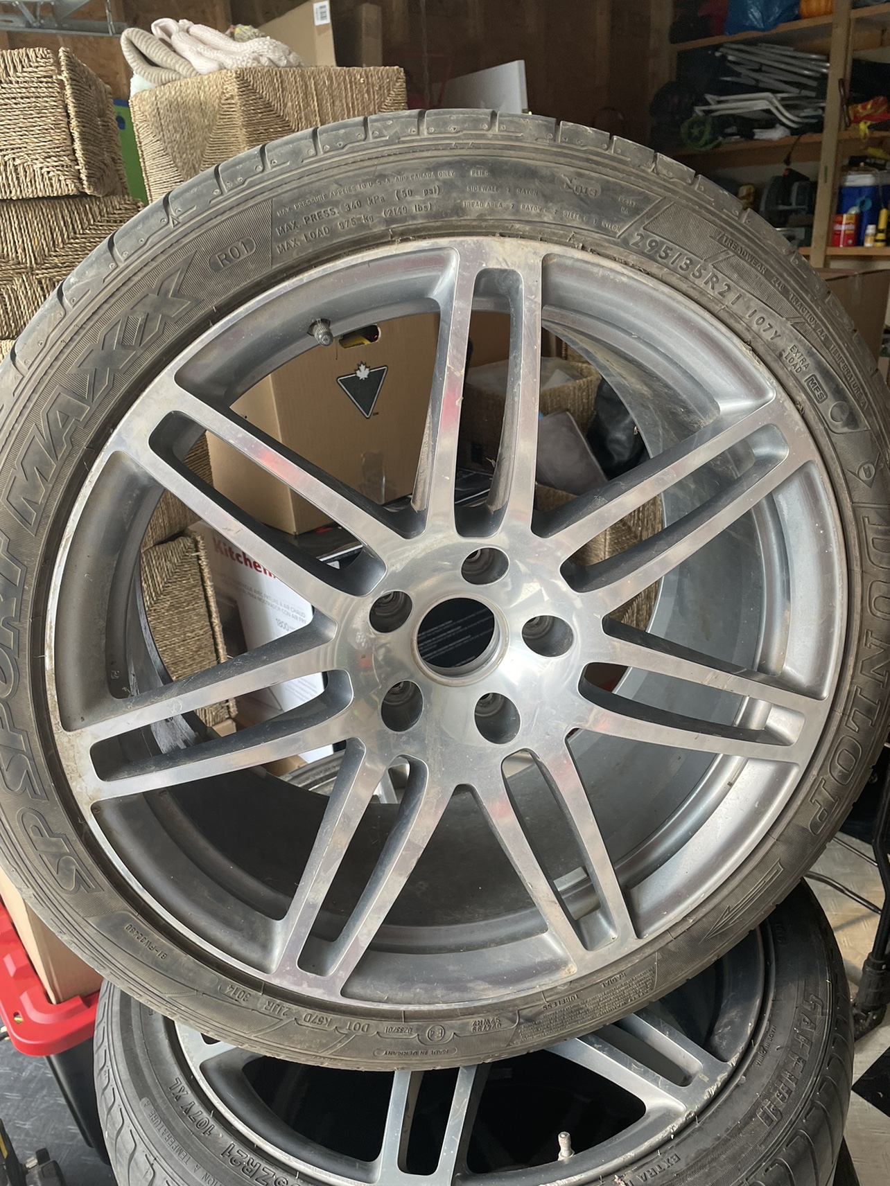 Audi Q7 Tire Rims (4) - Sherwood Park Pickup