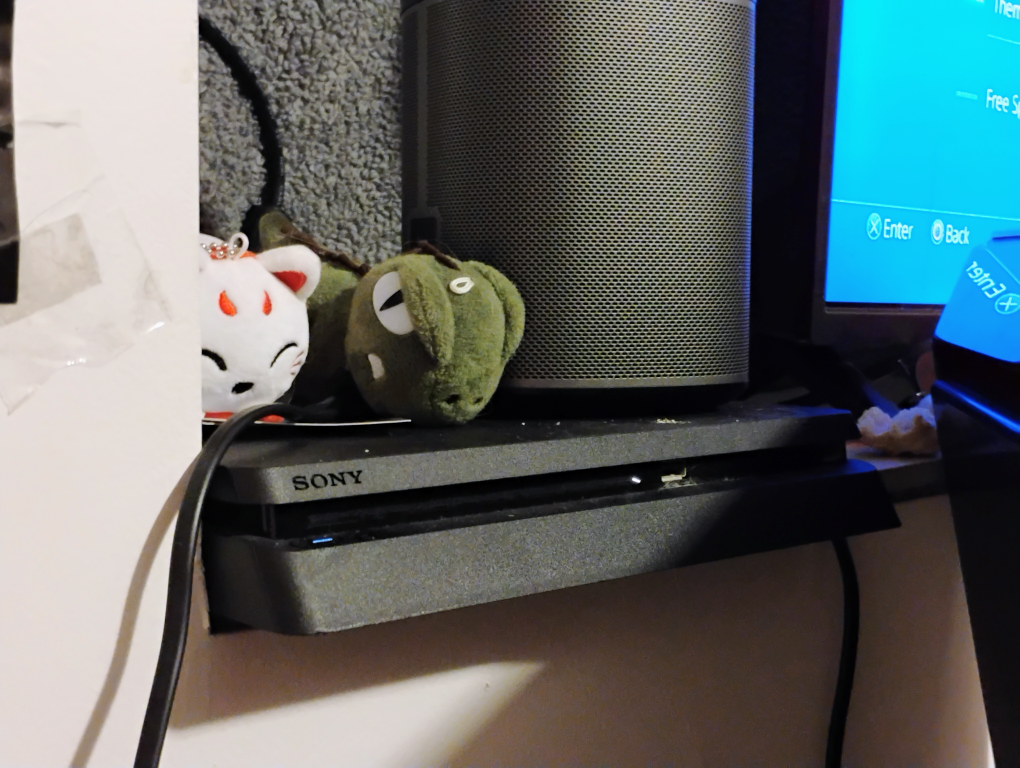 PS4 w/ 2 controllers & games!!