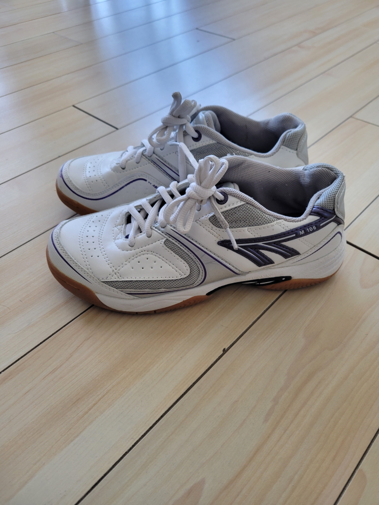 sport shoes