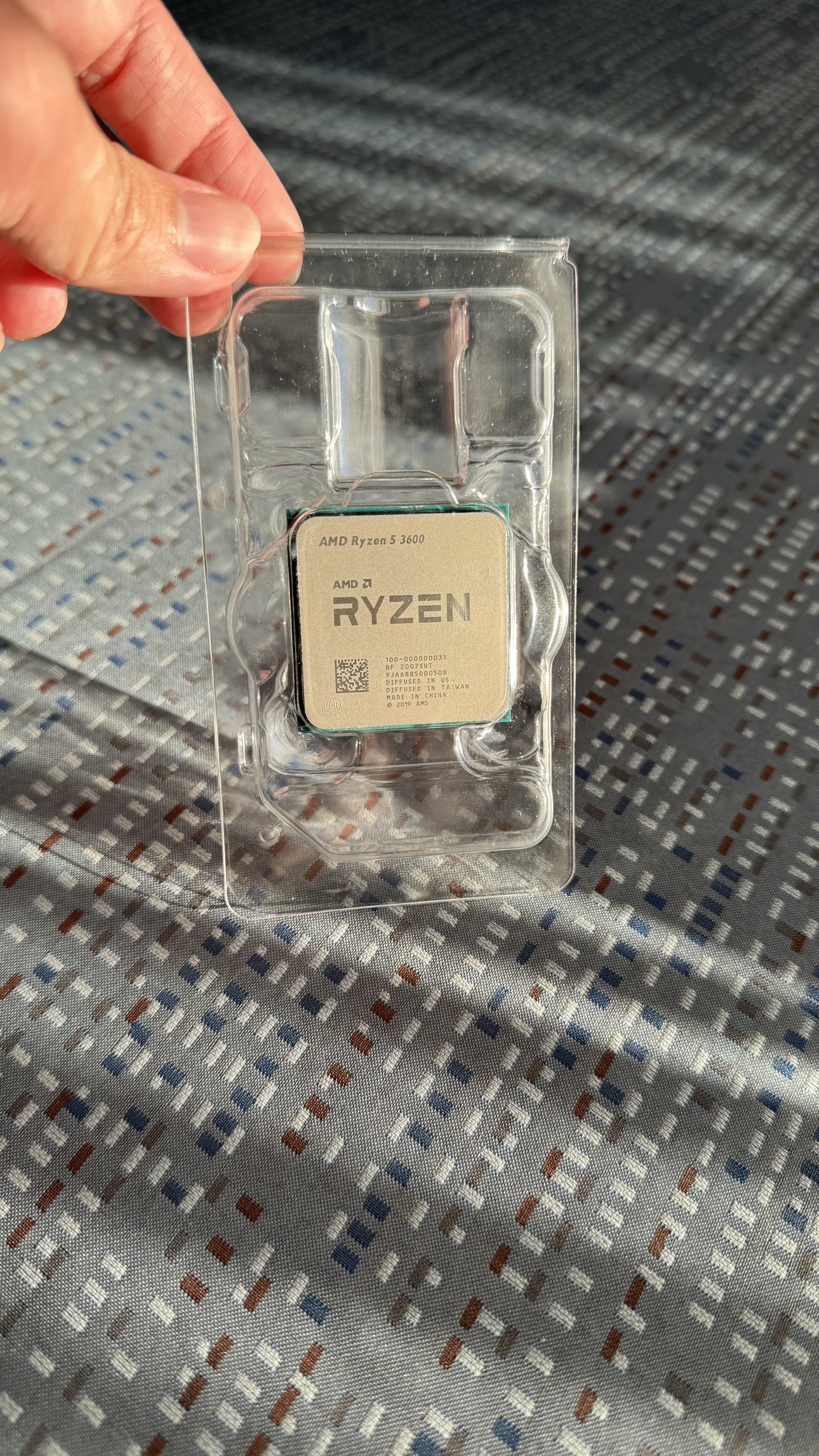 AMD Ryzen 5 3600 CPU image indicator(5)