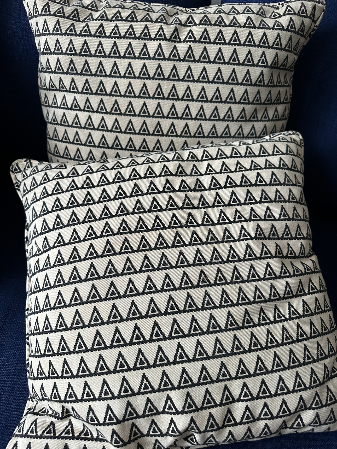 Decorative pillows (2) - photo 2