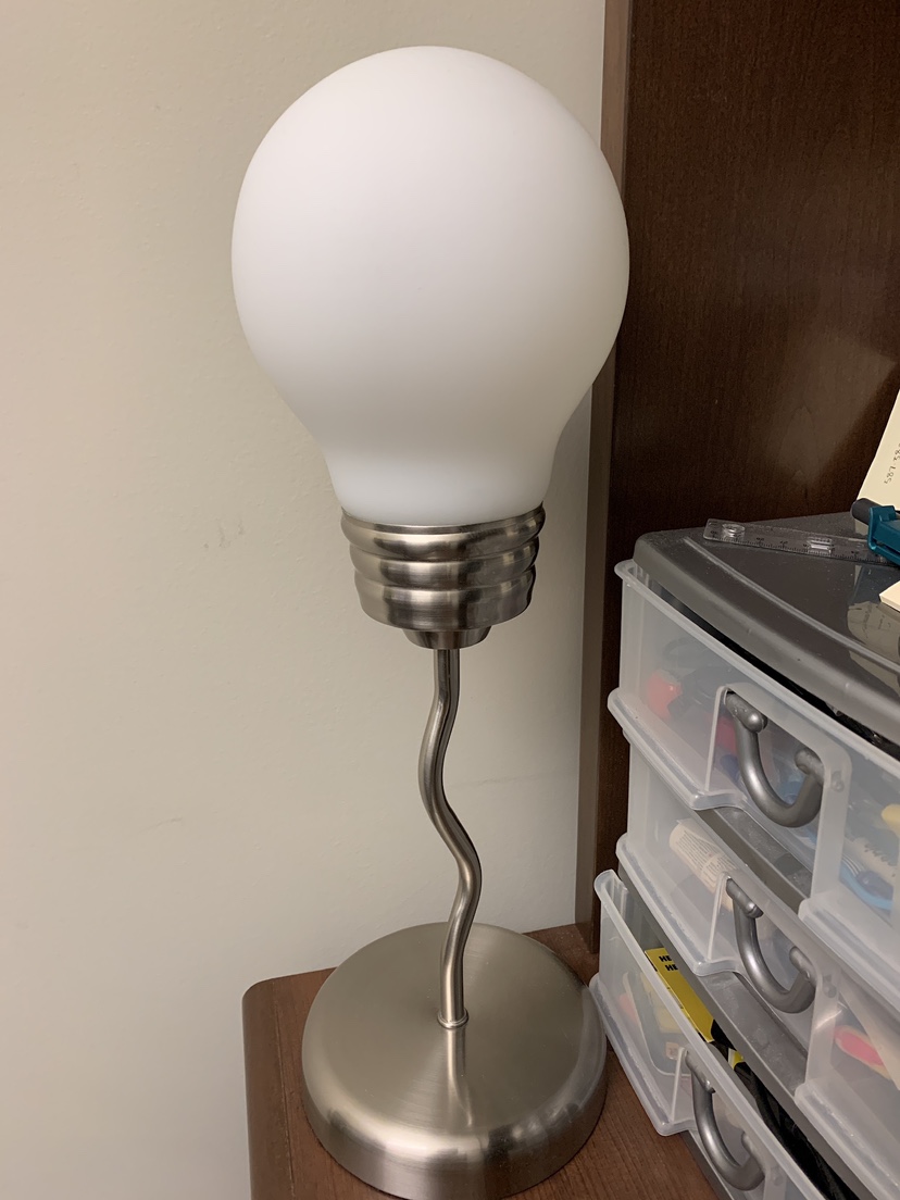 Desk lamp