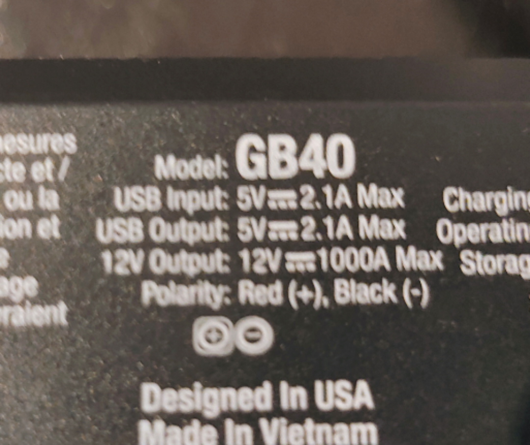 GB40 portable car battery booster - must have image indicator(2)