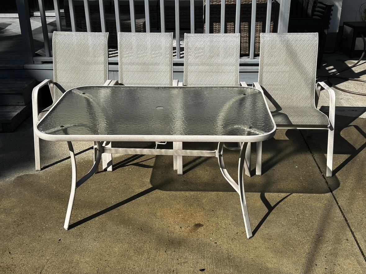 Patio Table and 4 Chairs