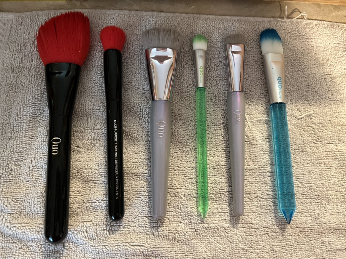 Makeup brushes - photo 3