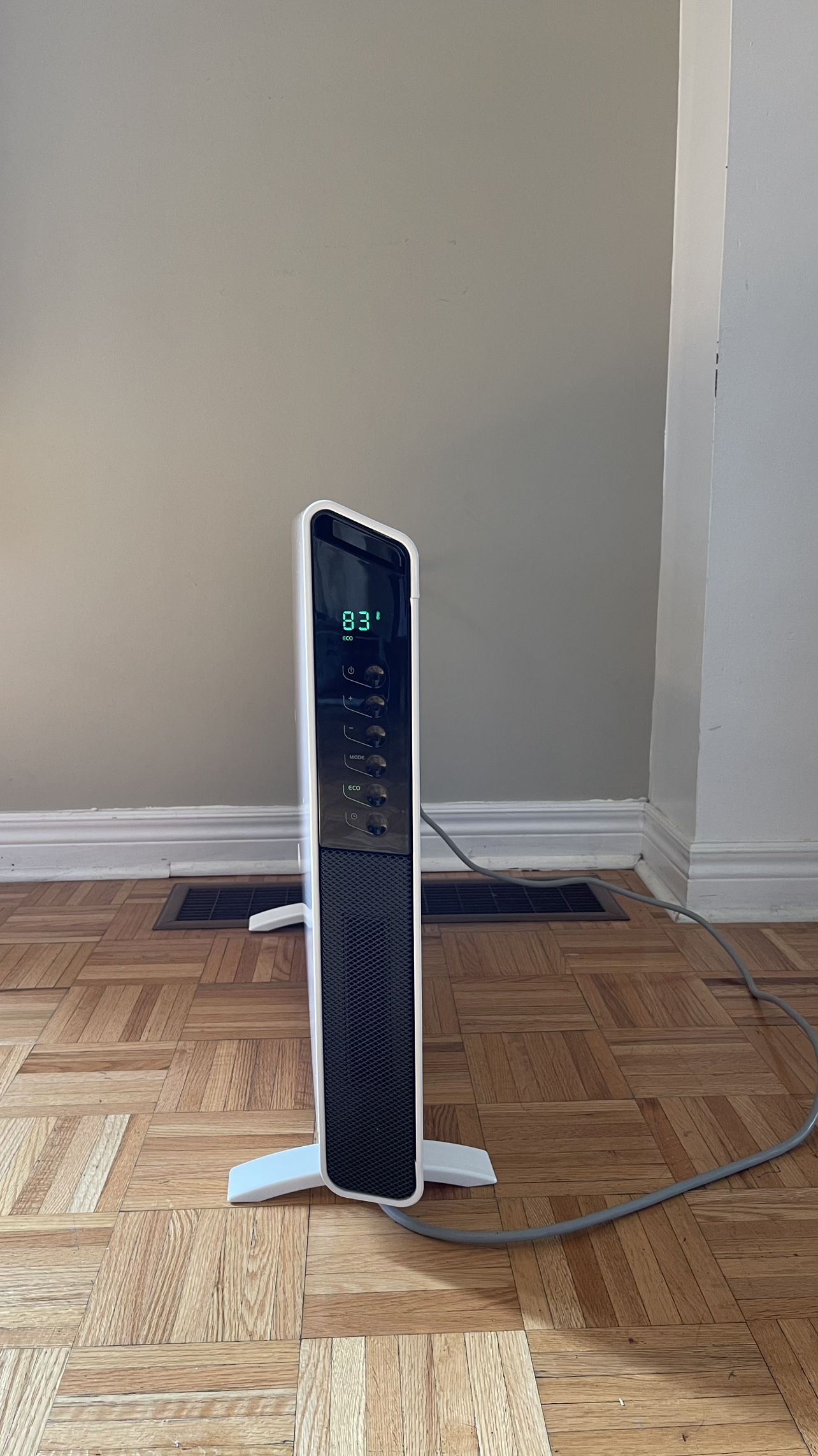 De'Longhi Slim Style Panel Heater - photo 2