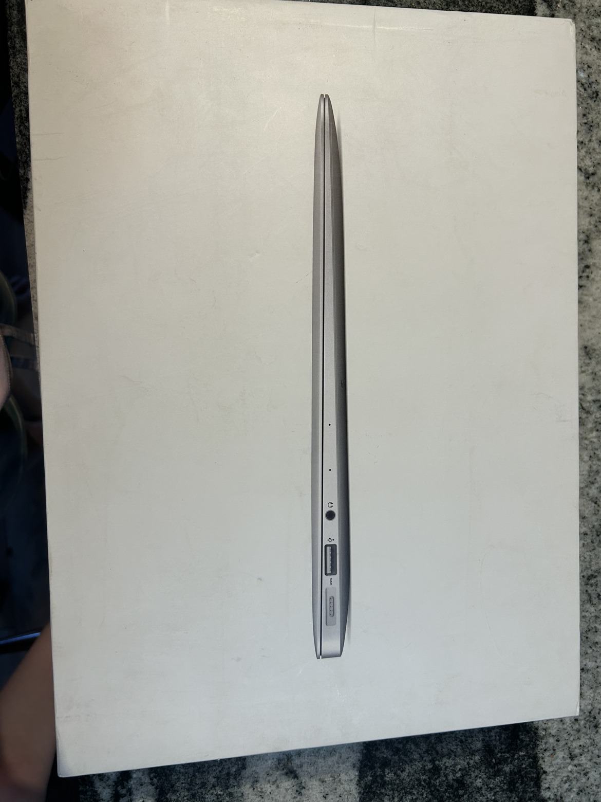MacBook Air - photo 5