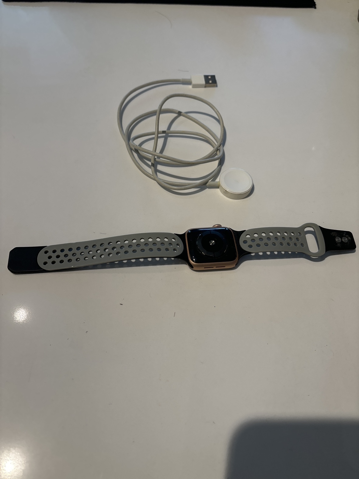 Apple Watch Series 4 - photo 2