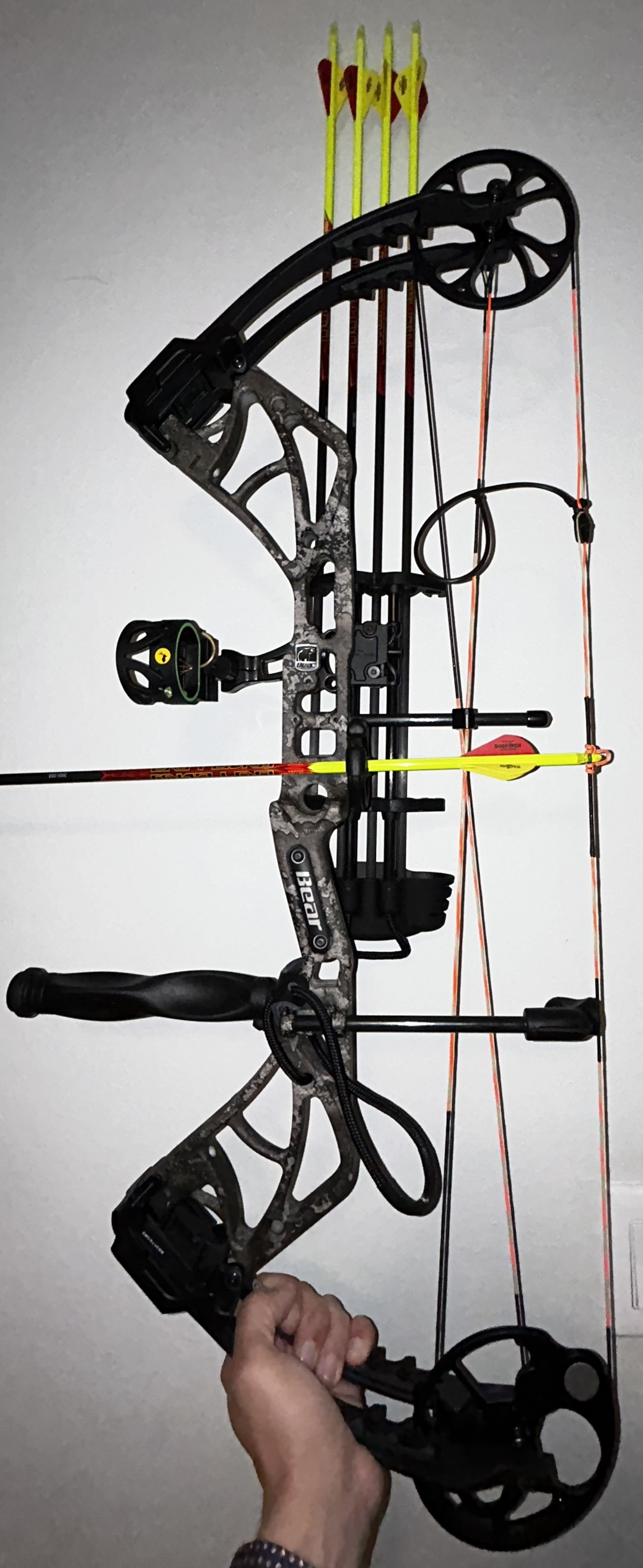 Bear Compound Bow with case, arrows, trigger thumbnail