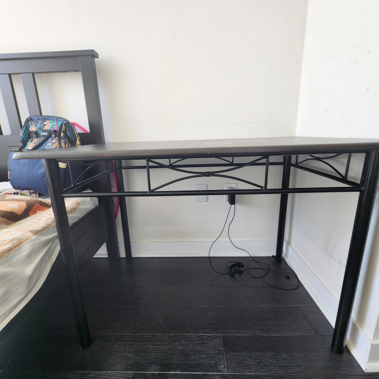 Dining table - photo 3