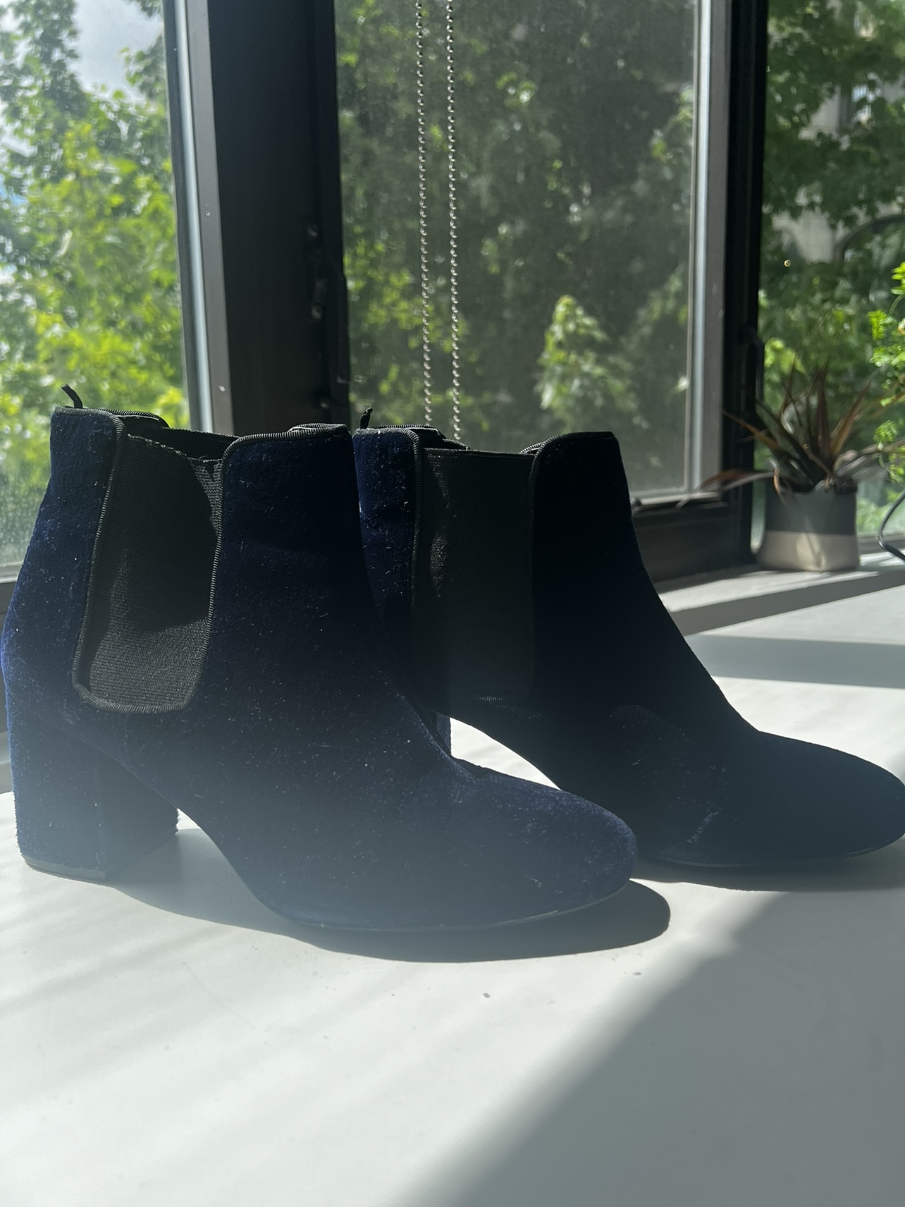 Navy velvet boots - photo 3