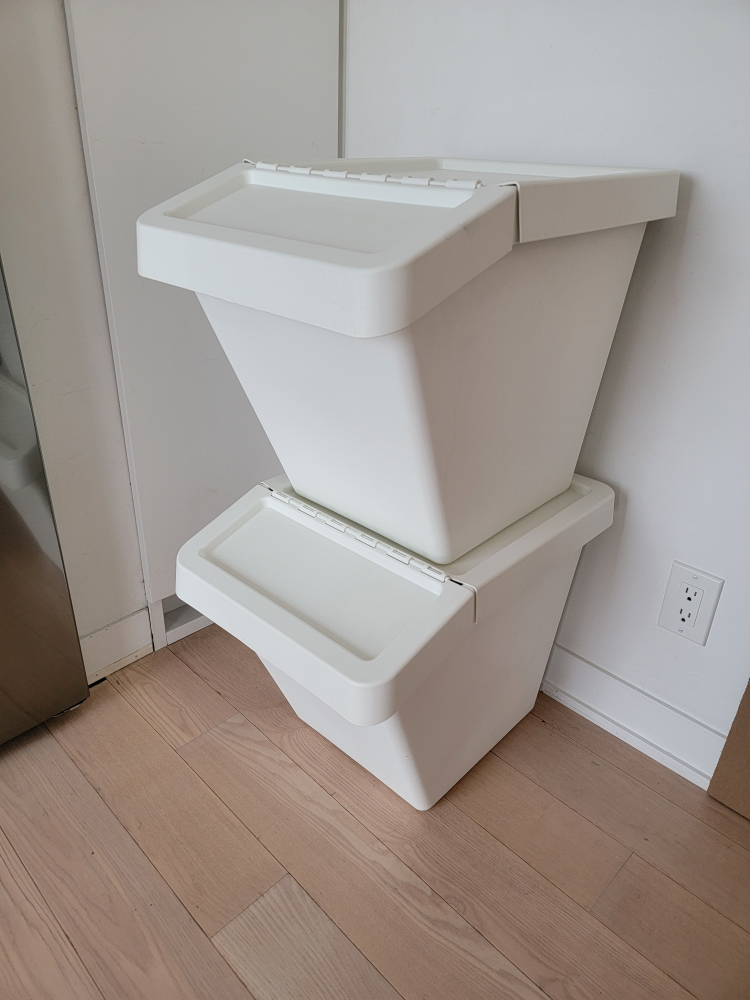 Stackable Storage Bins with Lid
