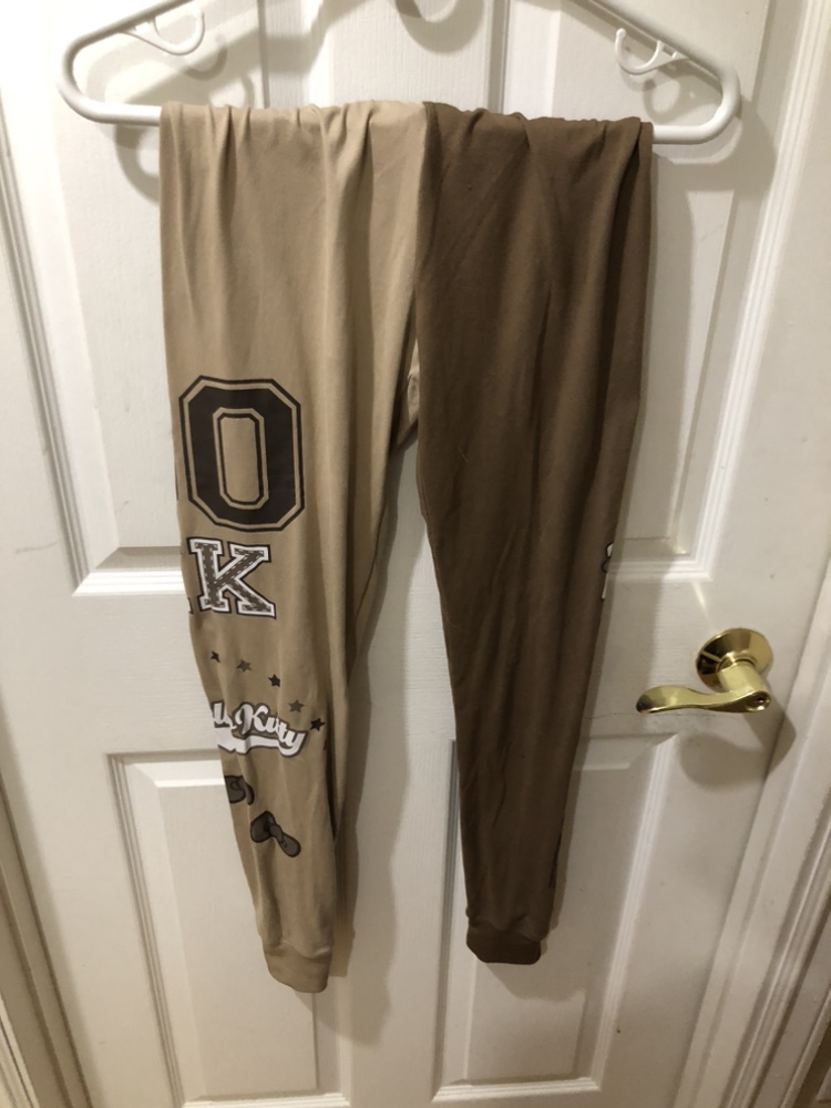 Super Cute Hello Kitty Pajama Set image indicator(3)