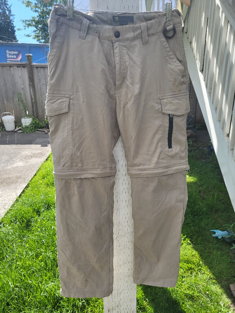cargo pants/shorts