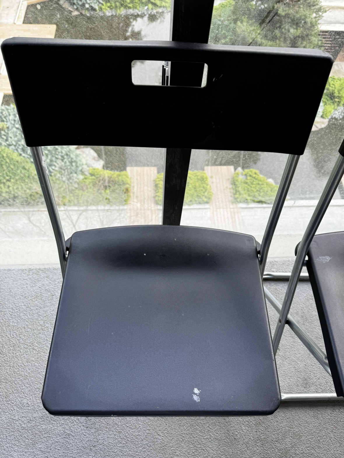 Set of two Folding Chairs image indicator(4)