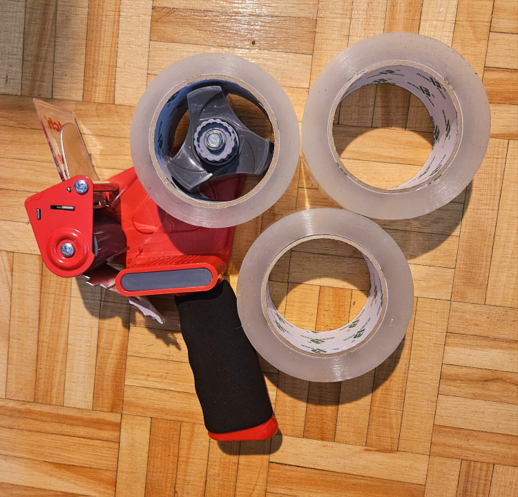 Packing tape dispenser & 3 tapes thumbnail