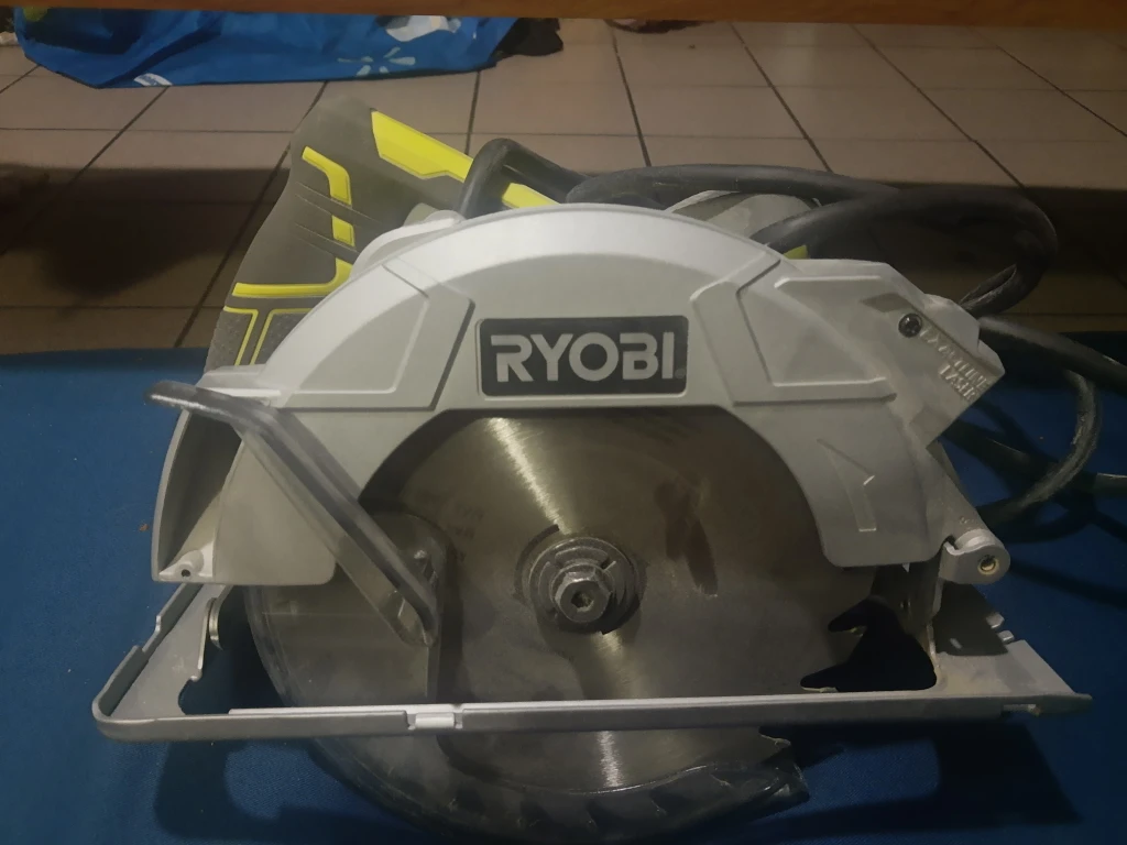 Ryobi Circular Saw thumbnail