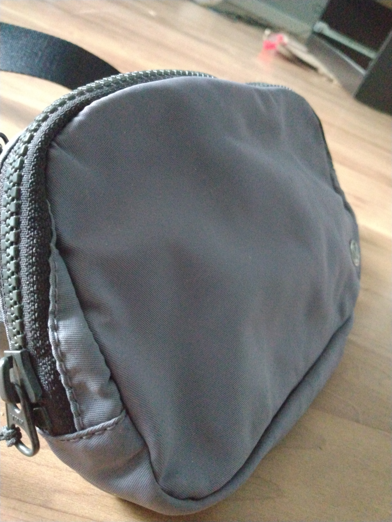 Lululemon bag - photo 2