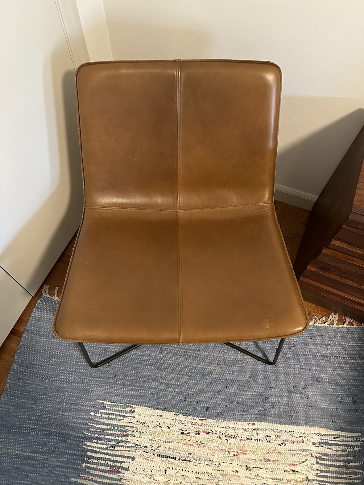 CB2 leather lounge chair - photo 2