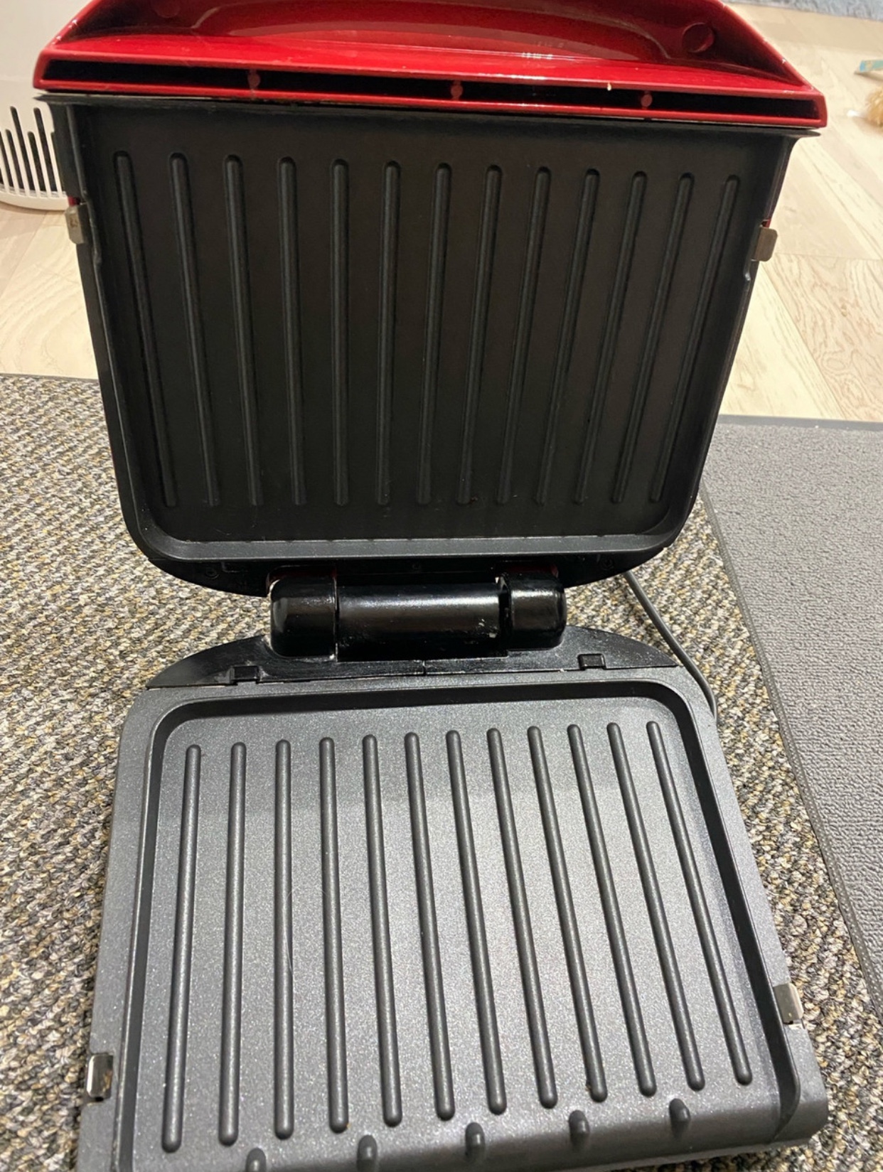 George Foreman indoor bbq grill / sandwich maker - photo 2