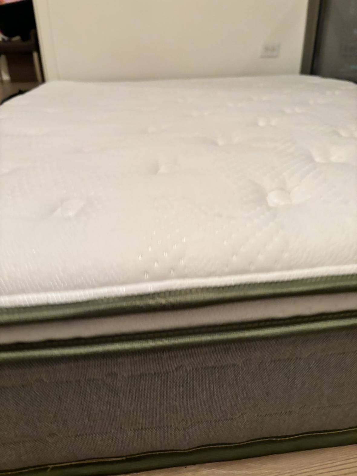 Queen size mattress - photo 4
