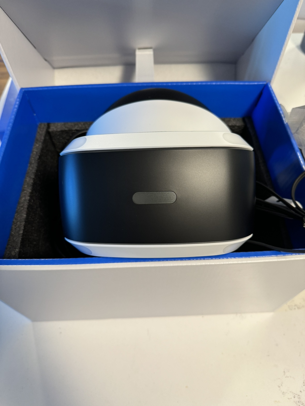 Ps4 1 TB with VR set and extra controller - photo 5