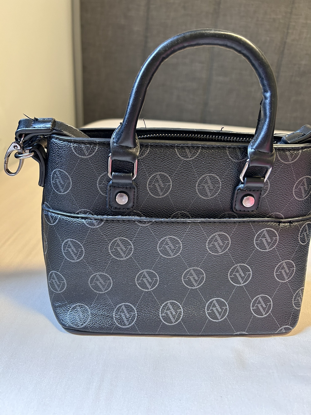 Adrienne Vittadini Mini Bag - photo 2