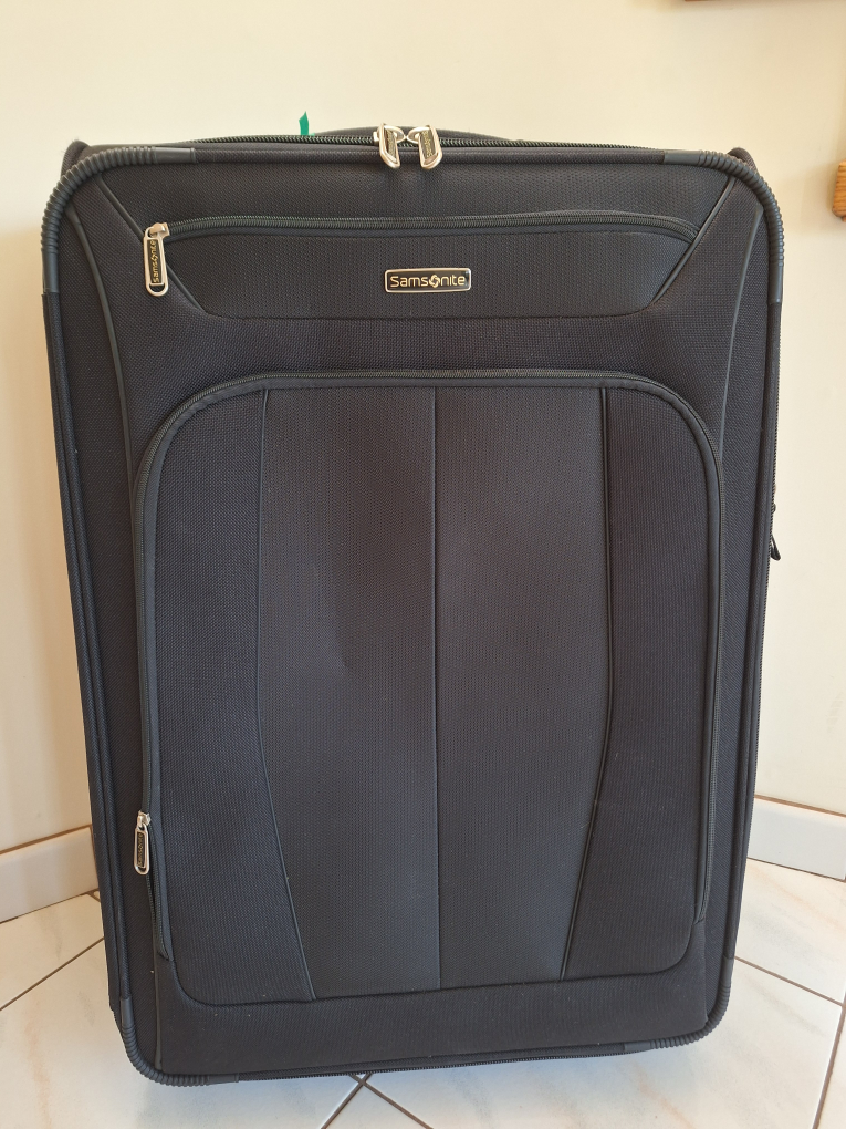 Samsonite large luggage