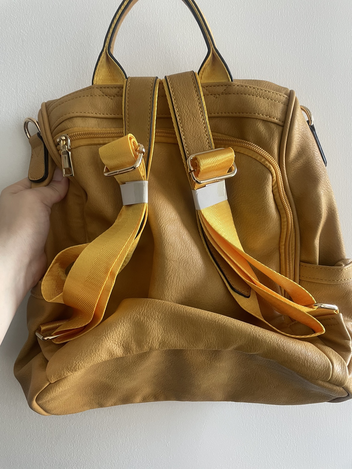 New anti-theft yellow backpack - photo 2