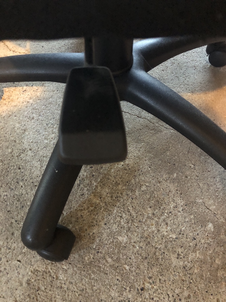 Office chair - photo 3