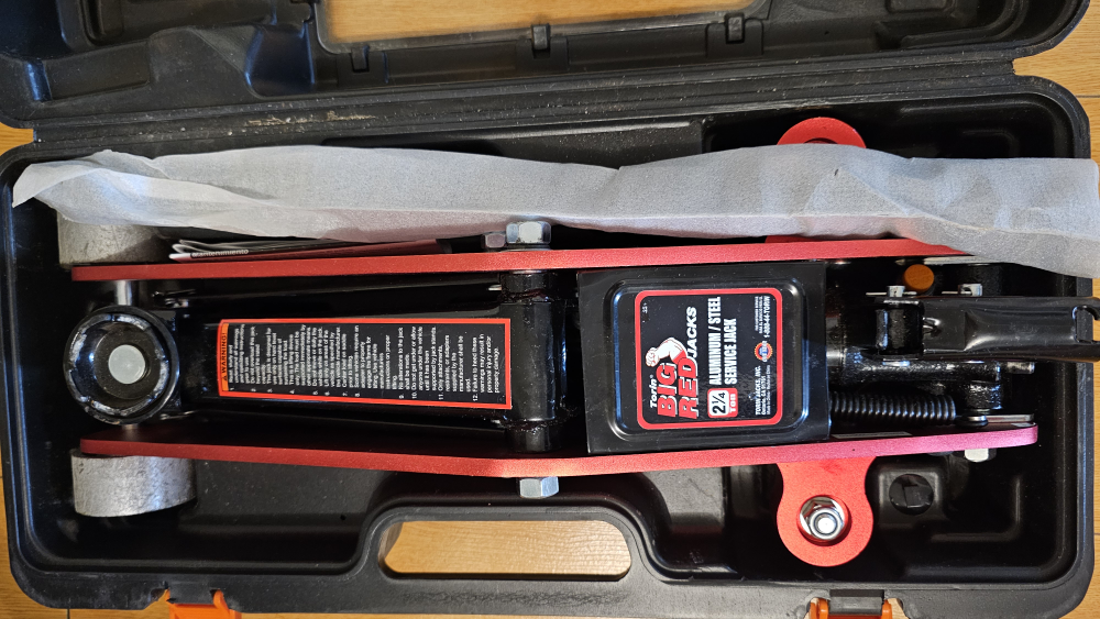 Torin 2 1/2 Ton Car Jack- lift range 5" to 15" image indicator(2)