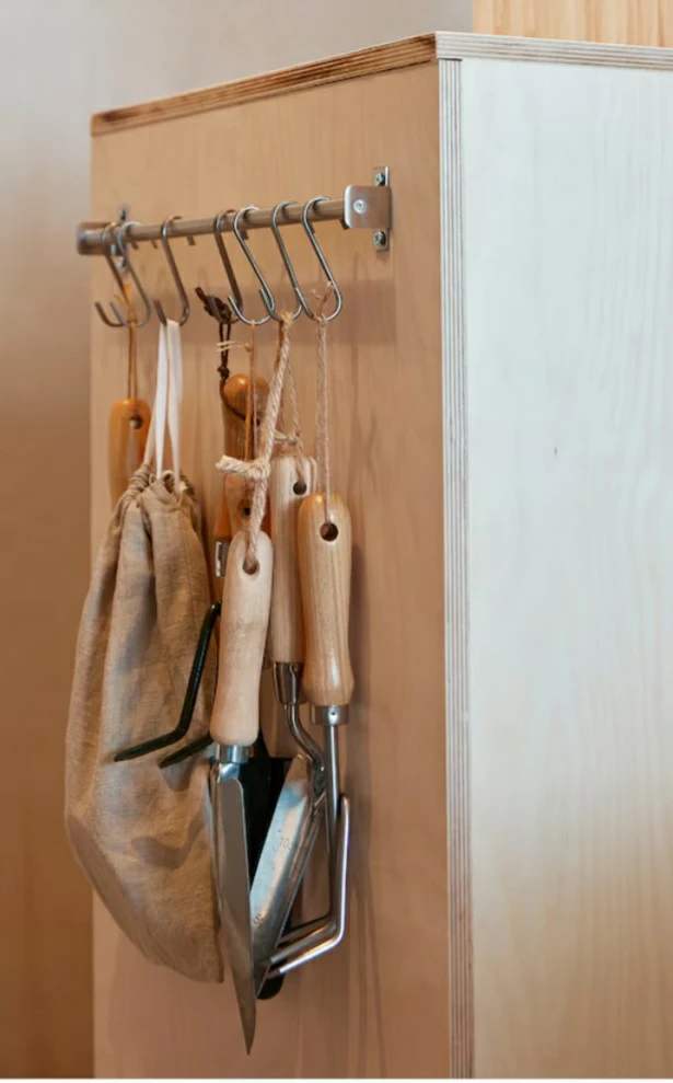 Rail, stainless steel, 56 cm (22 ") image indicator(3)