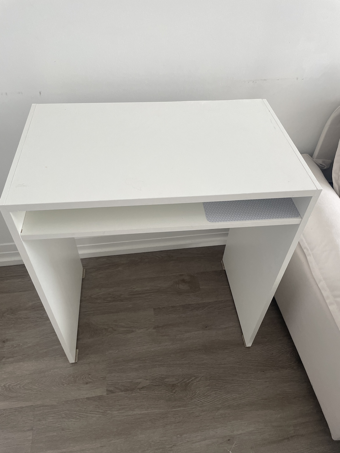 Small study table - photo 5