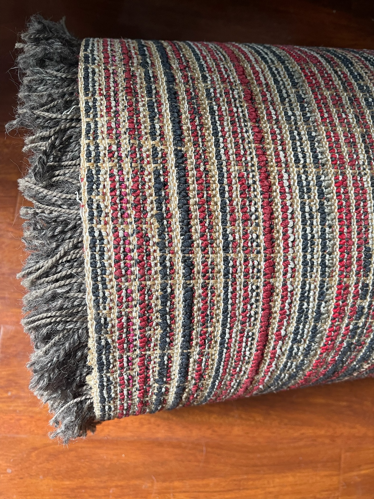 Like new high quality 10’ x 8' Cloud Gray Shag Rug image indicator(2)