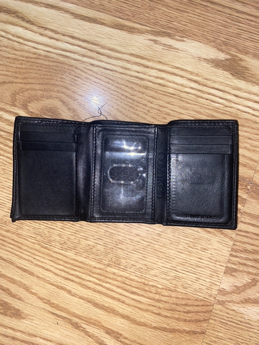 #freecycle Real leather Calvin Klein Mens Wallet - photo 2
