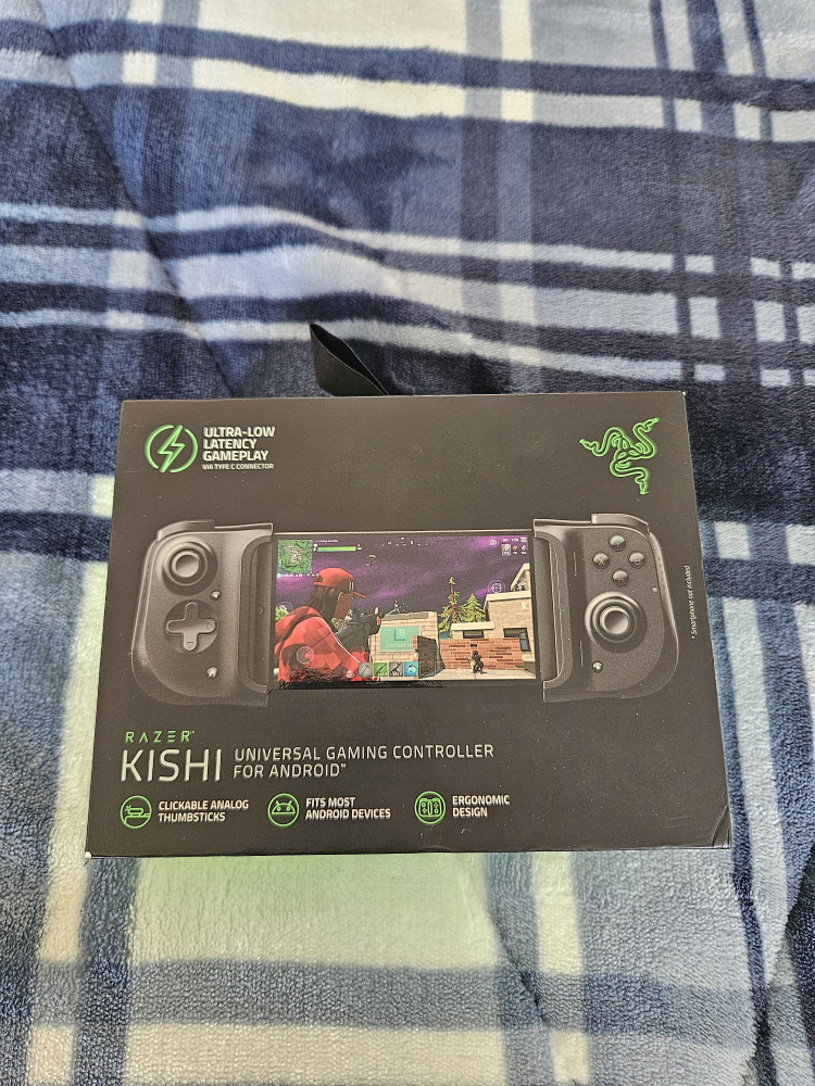 Razer Kishi Mobile game controller thumbnail