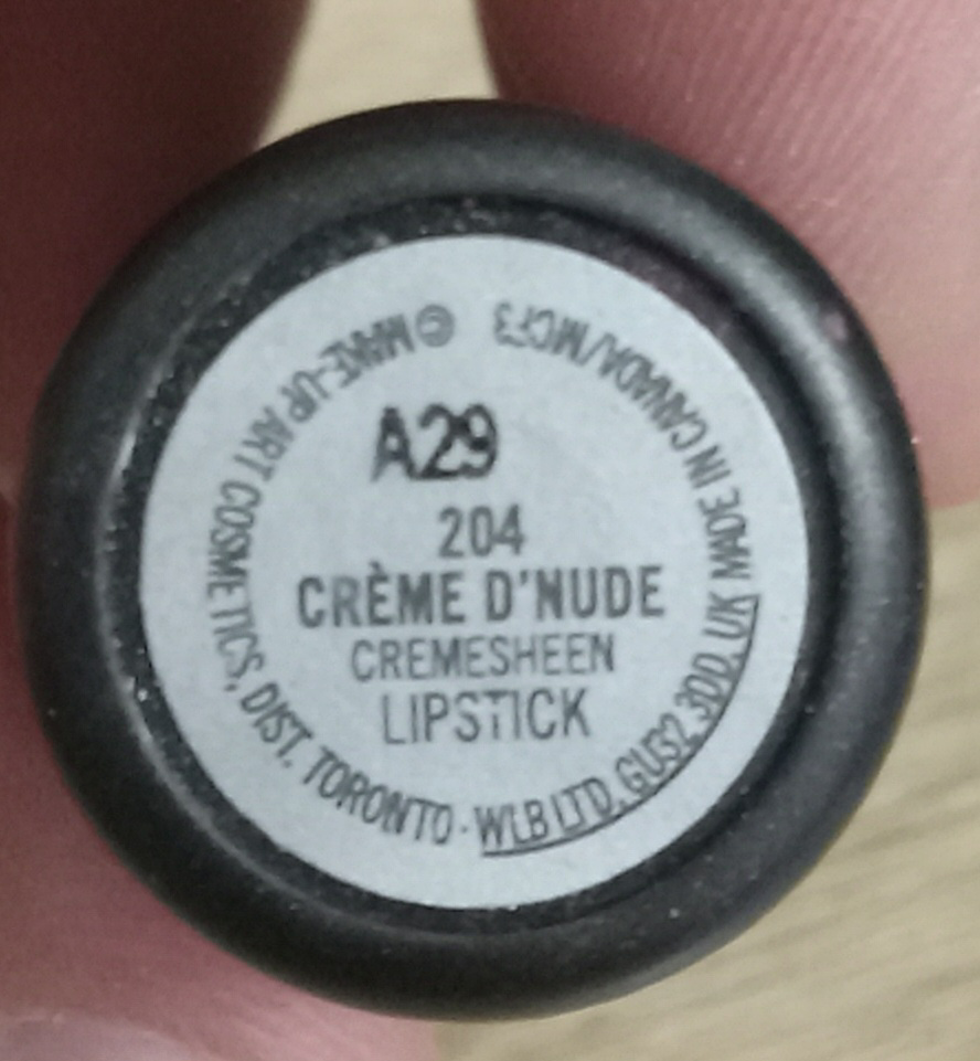 M.A.C Lipstick in Color Creme D'Nude image indicator(3)