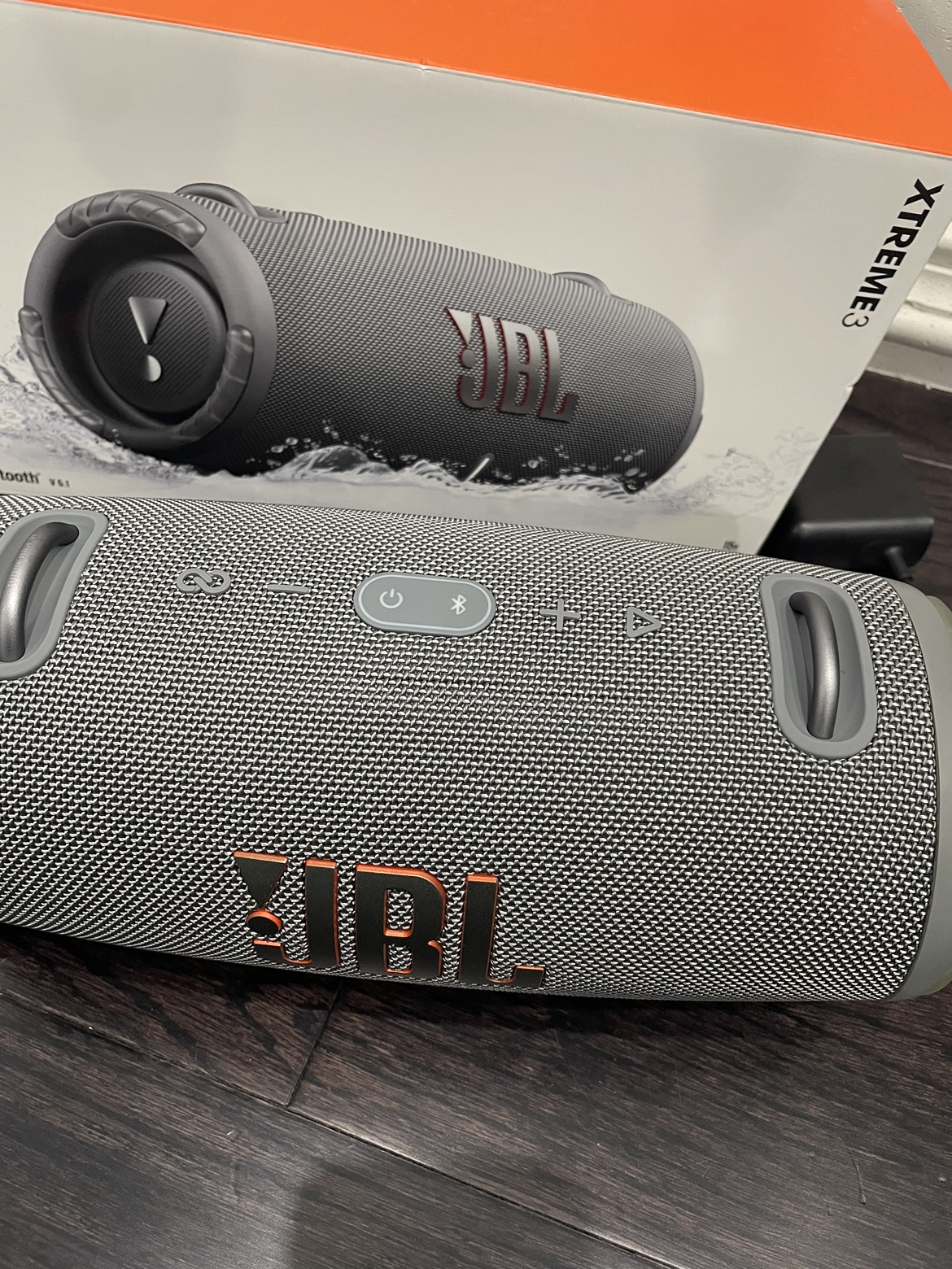 Like new JBL XTREME 3 All box set image indicator(5)