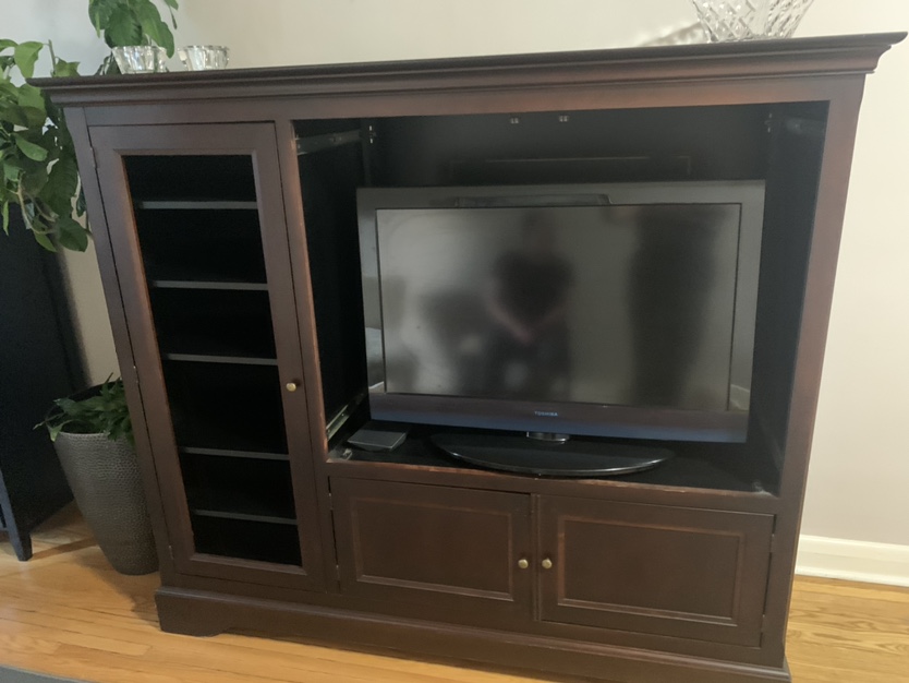 Solid wood Entertainment Unit image indicator(3)