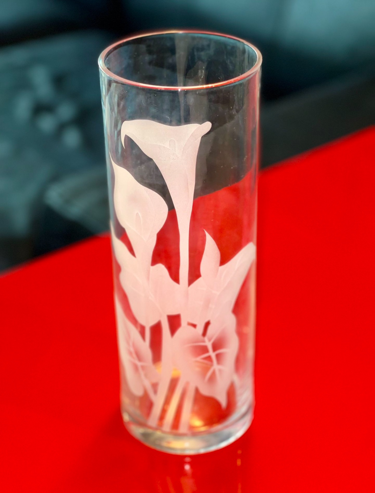 Glass Cylinder Vase With Lily Etchings - photo 2