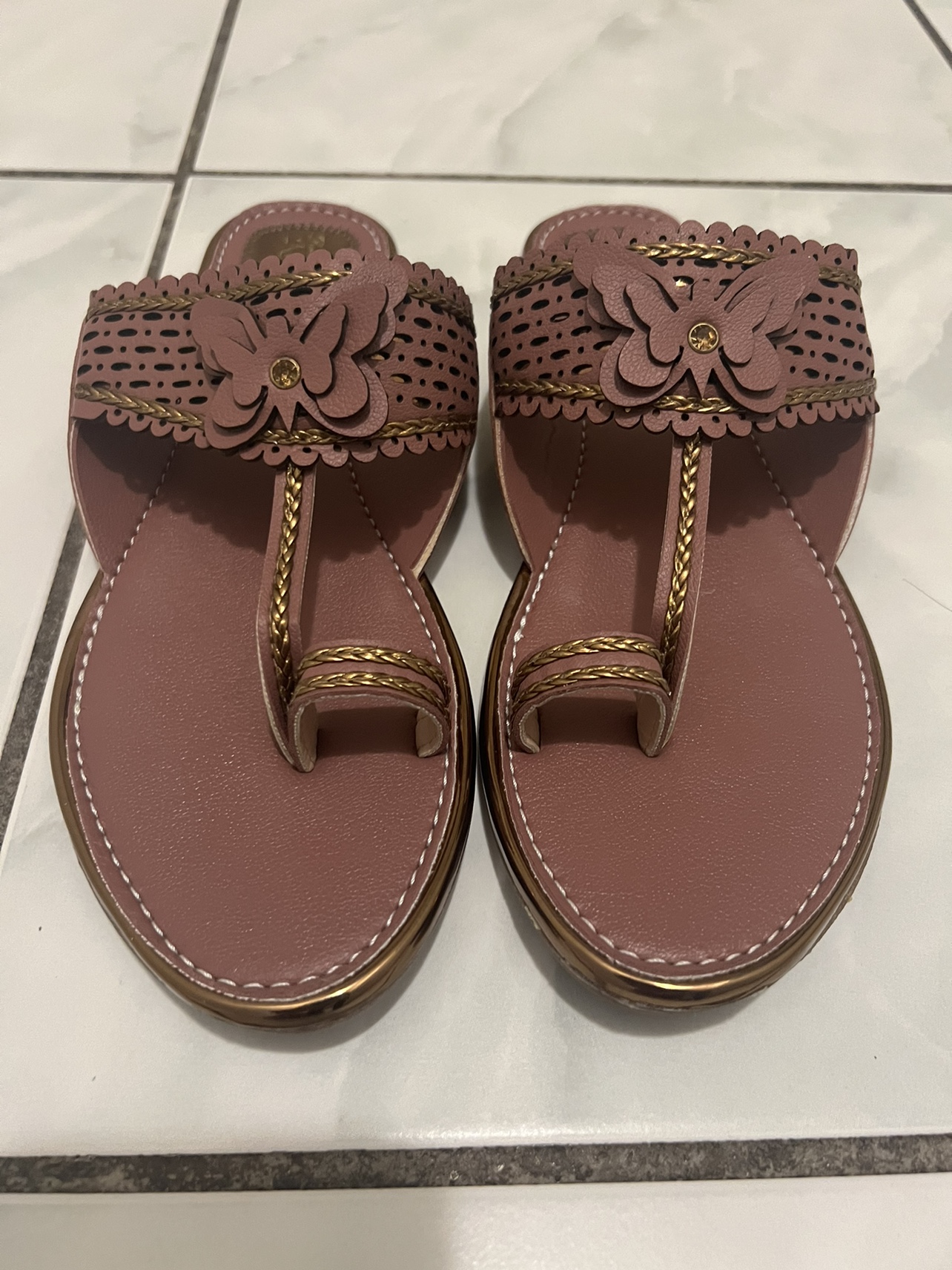Summer sandal thumbnail