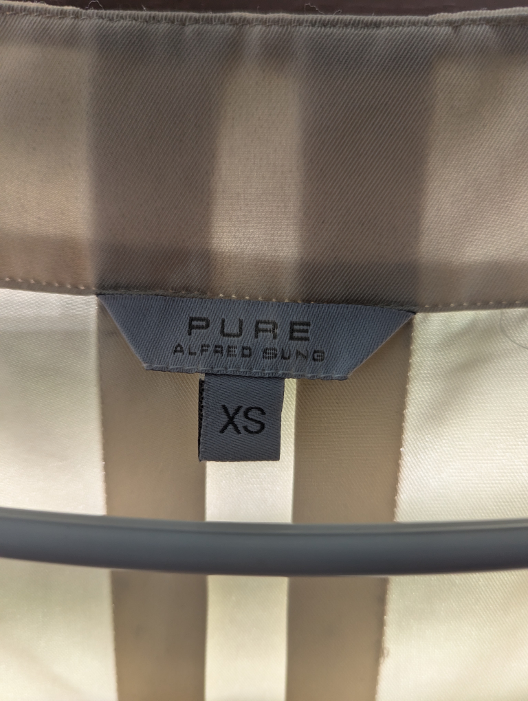Pure Alfred Sung beige blouse Size XS image indicator(4)