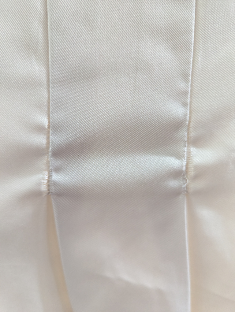 Pure Alfred Sung beige blouse Size XS image indicator(7)