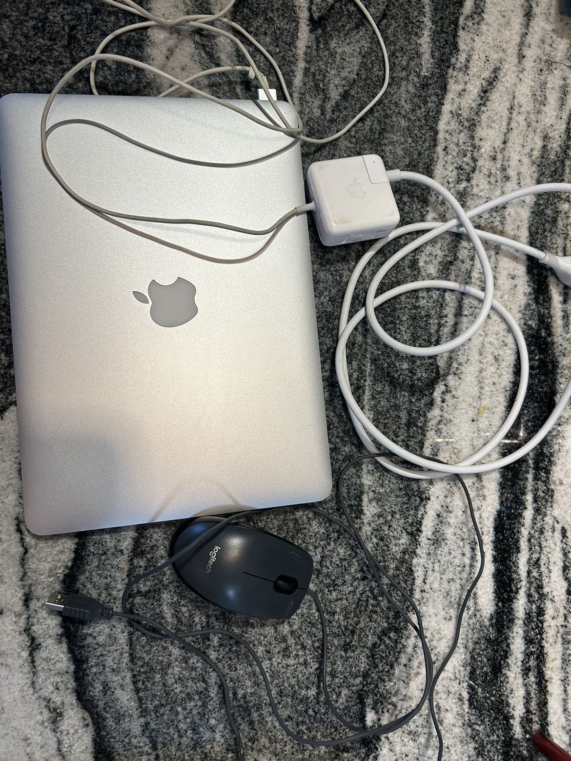 MacBook Air - photo 2