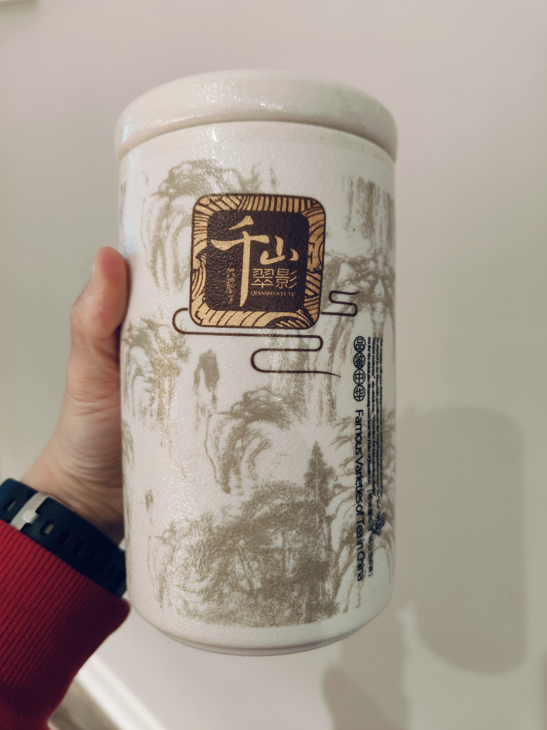 Very beautiful ceramic vessel $1 thumbnail